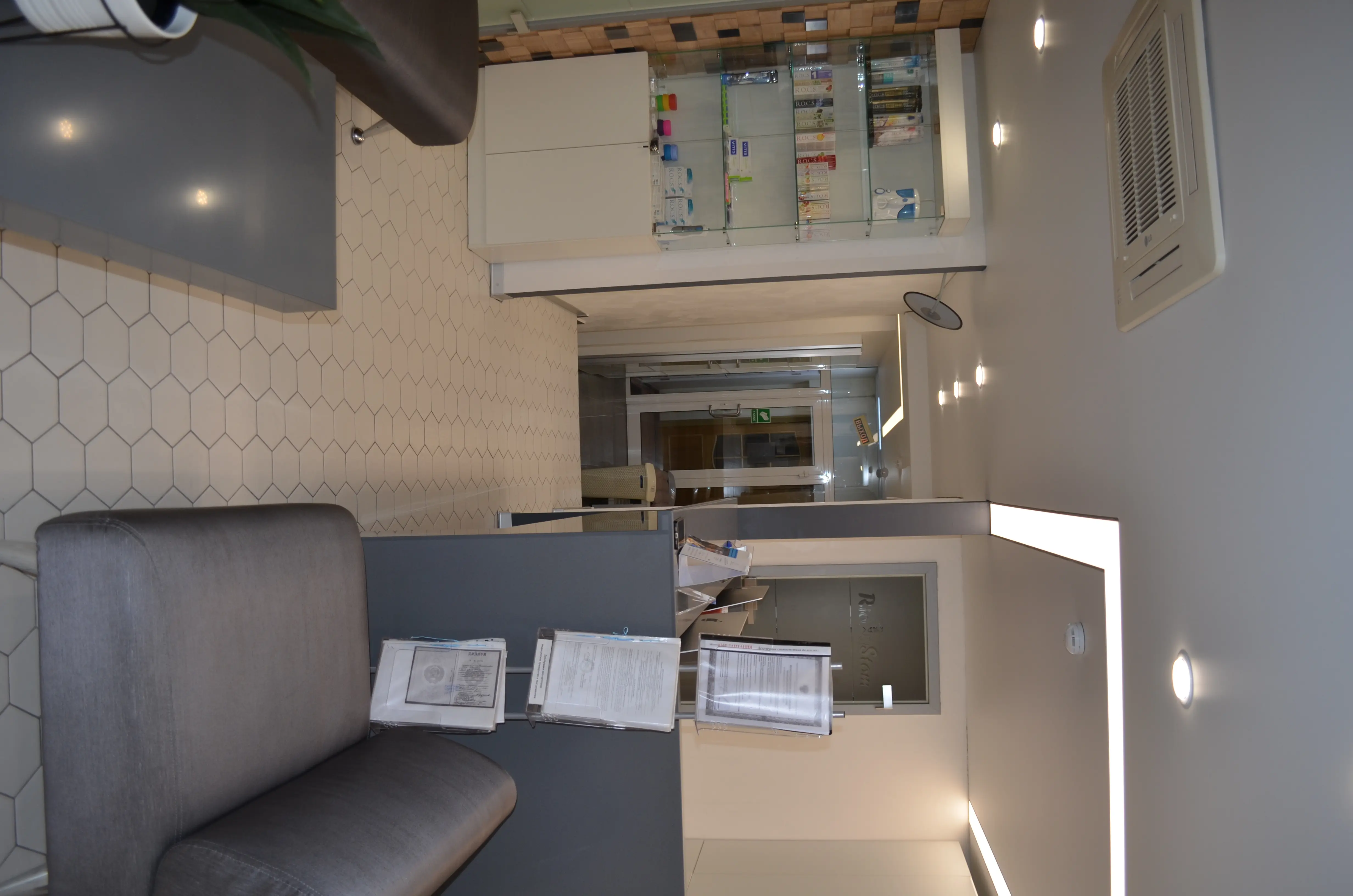 Входная зона и ресепшен, фото 13